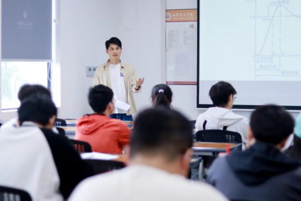 图片 1.jpg